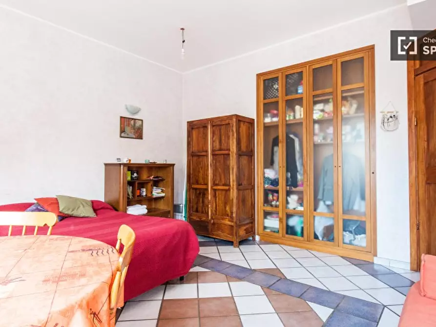Immagine 13 di Camera condivisa in affitto  in Via Corinto a Roma
