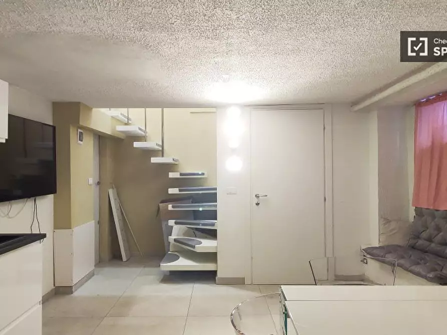 Immagine 9 di Camera condivisa in affitto  in Via Salasco a Milano