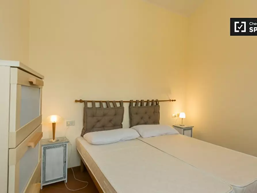 Immagine 1 di Appartamento in affitto  in Via Altaguardia a Milano