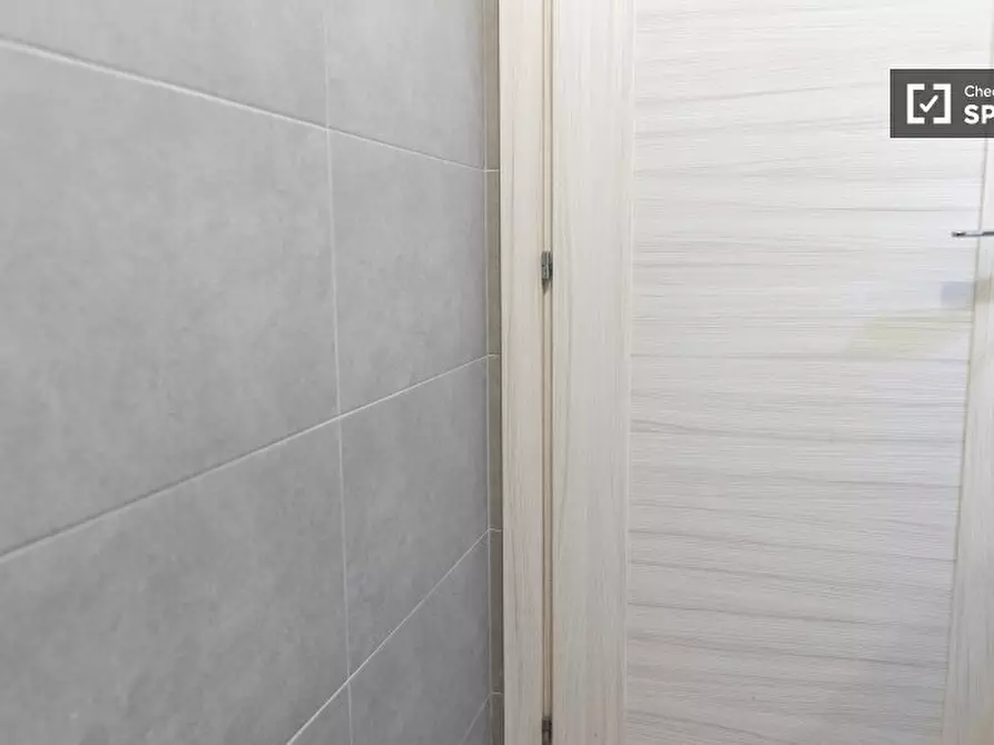 Immagine 7 di Ufficio in affitto  in Via Enrico Besta a Roma