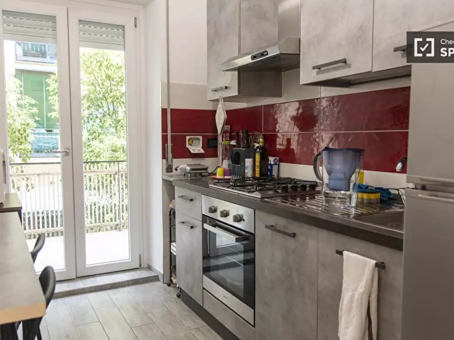 Immagine 7 di Camera condivisa in affitto  in Piazza Conca d'Oro a Roma