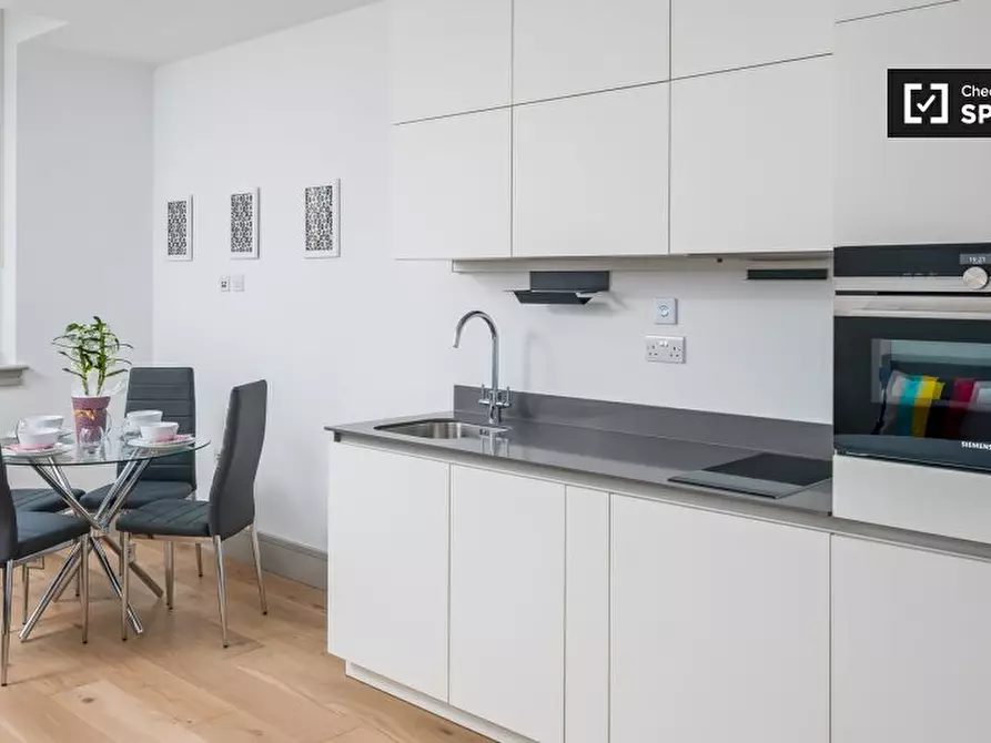 Immagine 4 di Ufficio in affitto  in Lawrence Rd a Tottenham