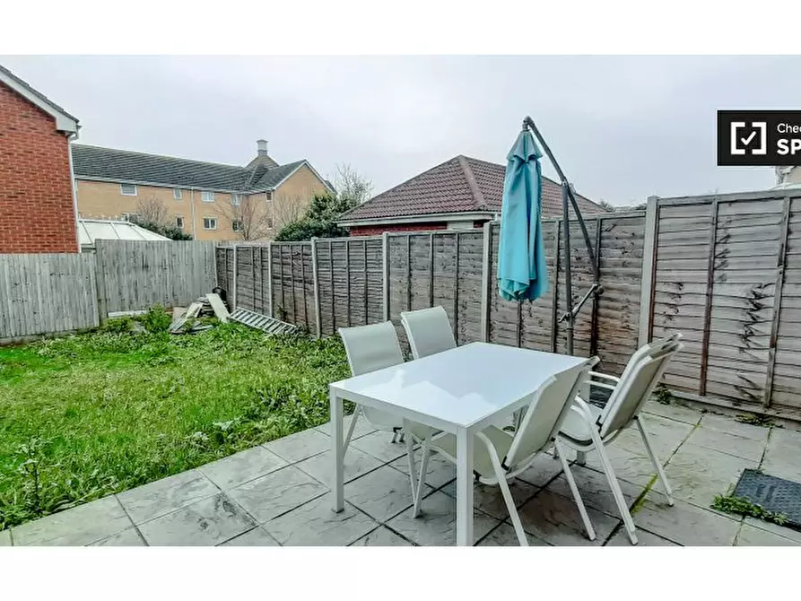 Immagine 14 di Appartamento in affitto  in Hill View Dr a Eltham