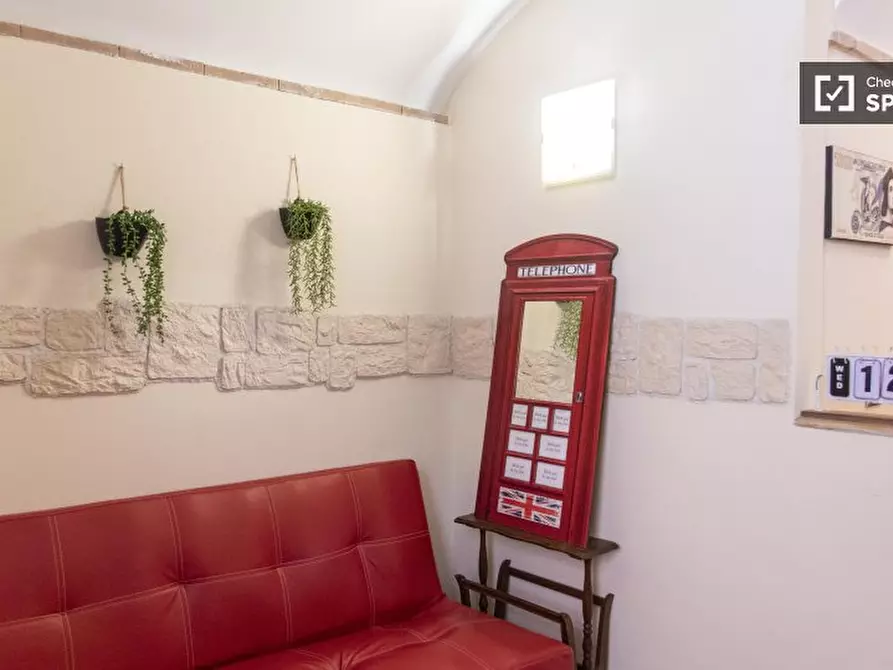 Immagine 14 di Appartamento in affitto  in Via dei Frassini a Roma