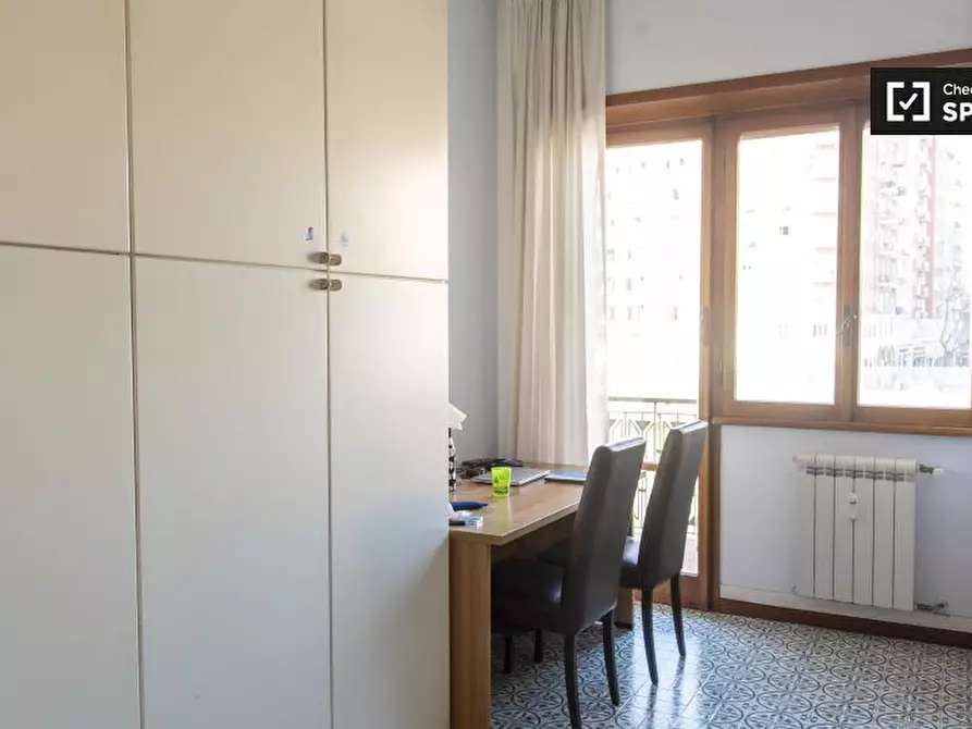 Immagine 10 di Camera condivisa in affitto  in Via Siria a Roma