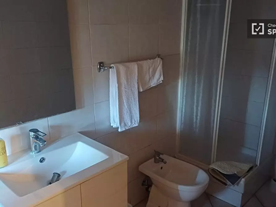 Immagine 5 di Camera condivisa in affitto  in Via Fraconalto a Roma