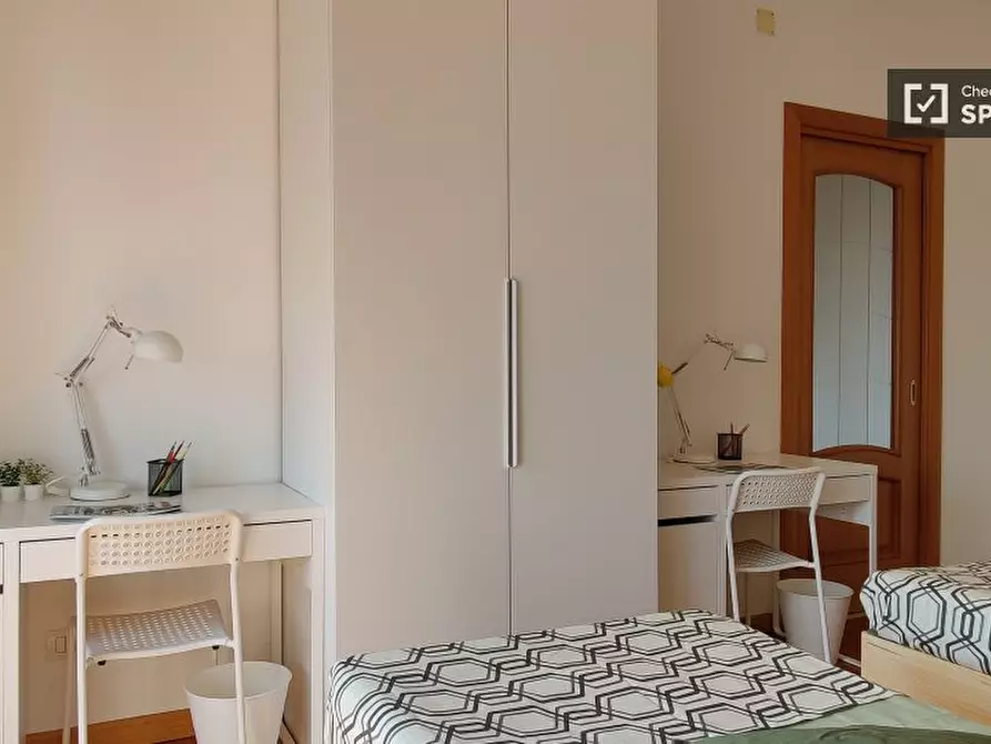 Immagine 3 di Camera condivisa in affitto  in Via Bolama a Milano