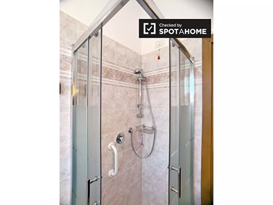 Immagine 15 di Appartamento in affitto  in Via Privata Paolo Rotta, 20162 Milano MI, Italy a Milano