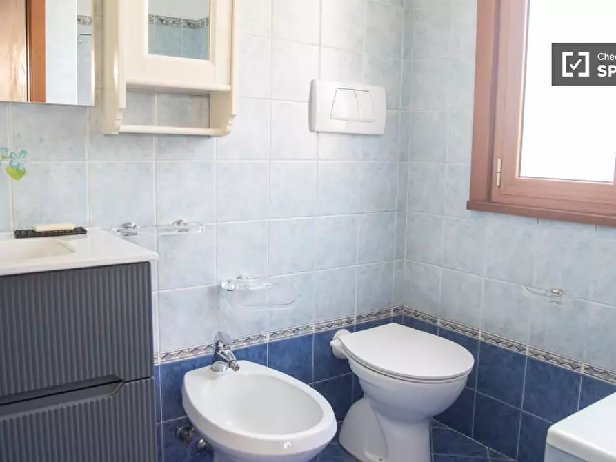 Immagine 5 di Appartamento in affitto  in Via Manfredi Azzarita a Roma