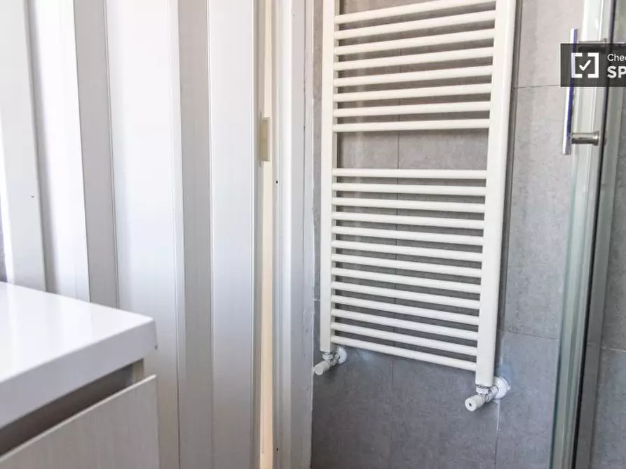 Immagine 5 di Appartamento in affitto  in Via Sesto S. Giovanni a Roma