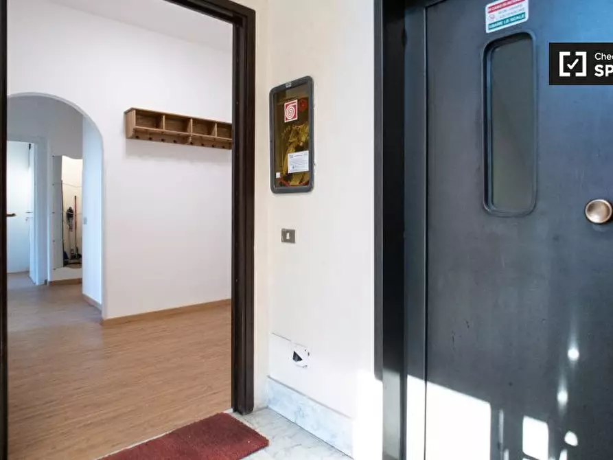 Immagine 19 di Camera condivisa in affitto  in Via Domokos, 20147 Milano MI, Italy a Milano