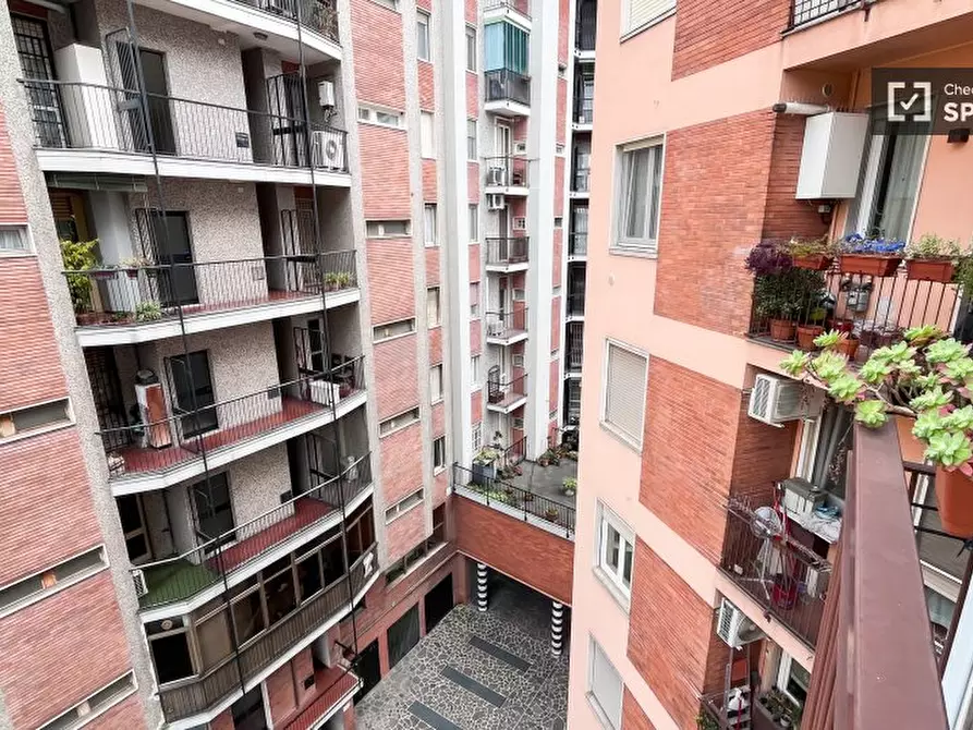 Immagine 14 di Appartamento in affitto  in Viale Certosa a Milano