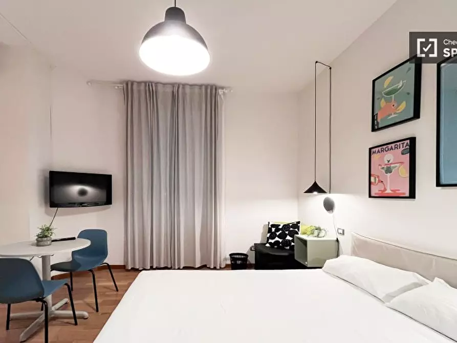 Immagine 2 di Ufficio in affitto  in Via Cola Montano a Milano