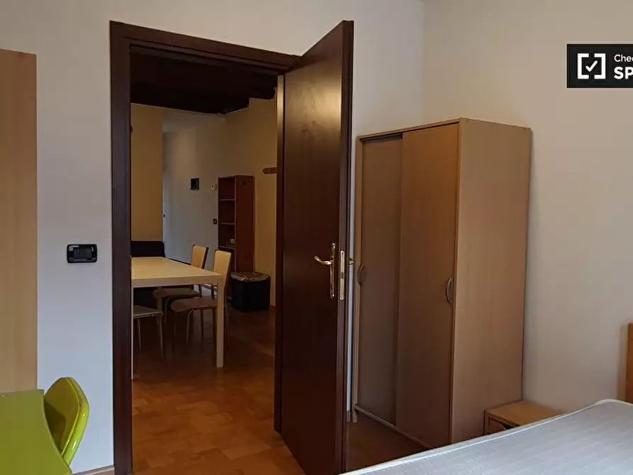 Immagine 5 di Camera condivisa in affitto  in Via S. Giovanni a Trento