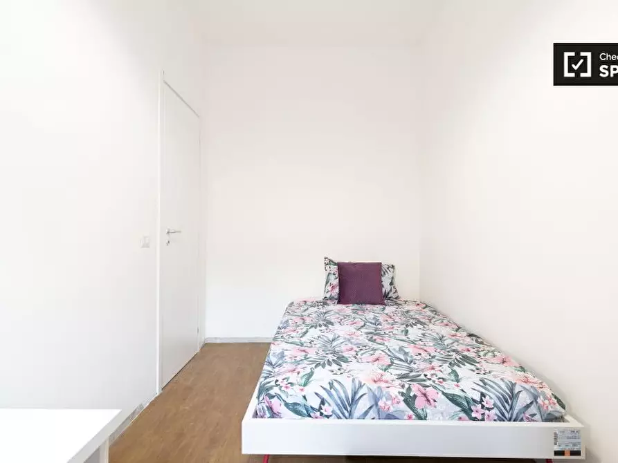 Immagine 2 di Camera condivisa in affitto  in Via Leopoldo Cicognara a Milano