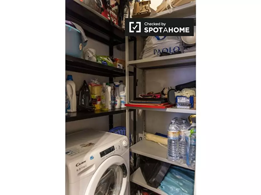 Immagine 18 di Appartamento in affitto  in Viale Giovanni Battista Valente a Roma