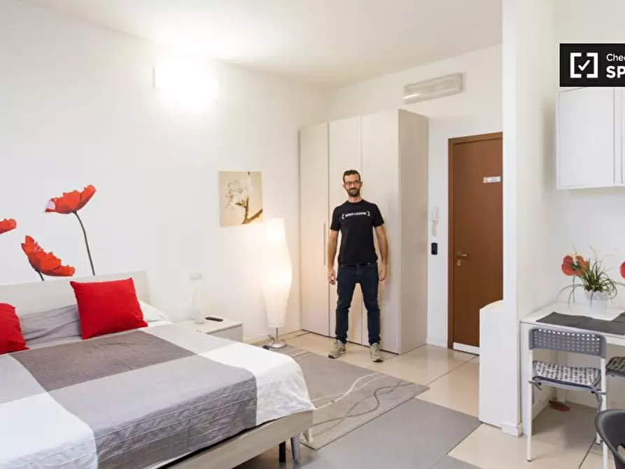 Immagine 14 di Ufficio in affitto  in Via Privata Carlo Montanari a Milano