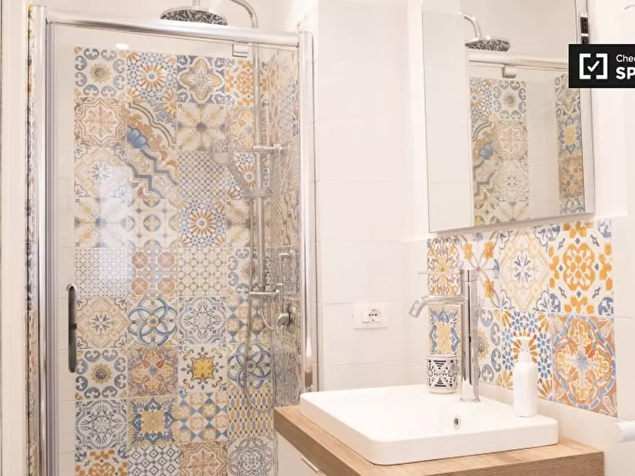 Immagine 16 di Appartamento in affitto  in Via di S. Giovanni in Laterano a Roma