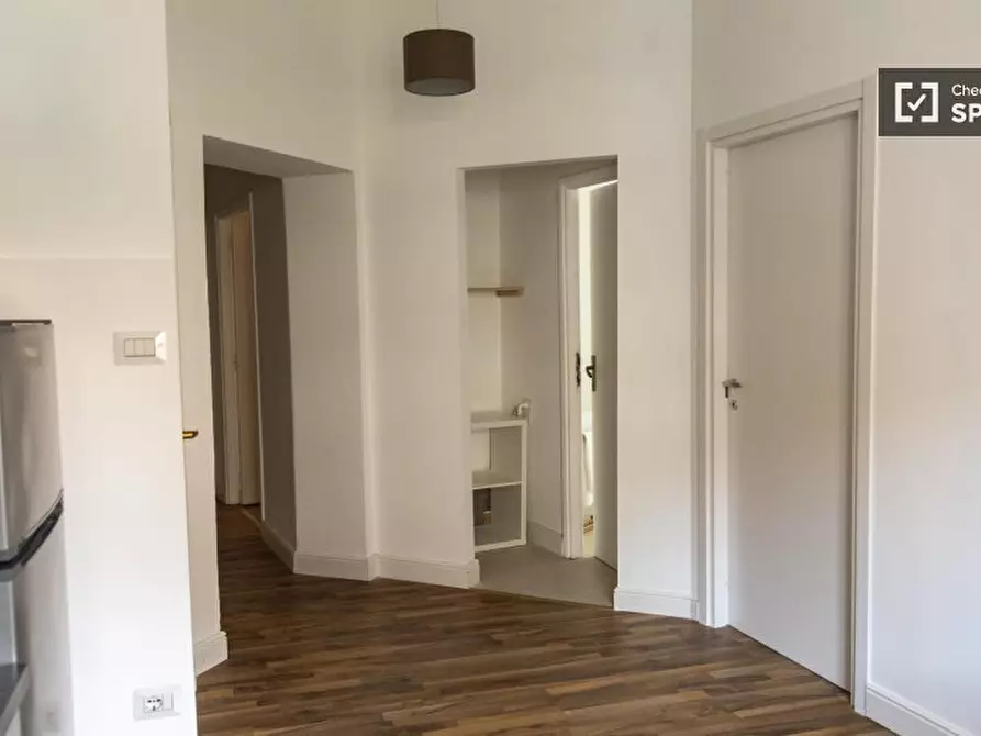 Immagine 11 di Camera condivisa in affitto  in Viale delle Medaglie d'Oro a Roma