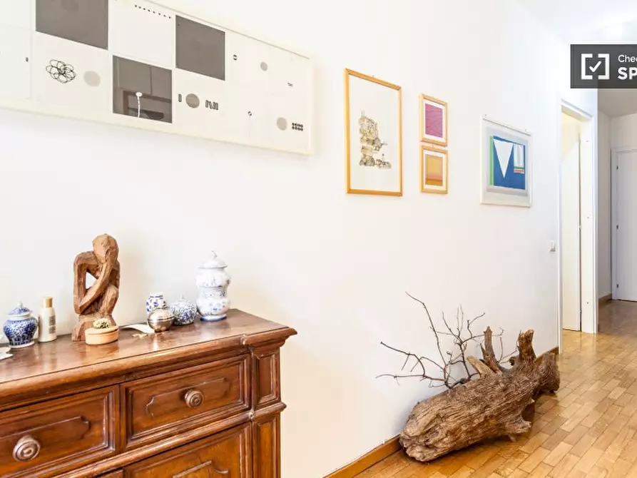 Immagine 12 di Camera condivisa in affitto  in Via di S. Angela Merici a Roma