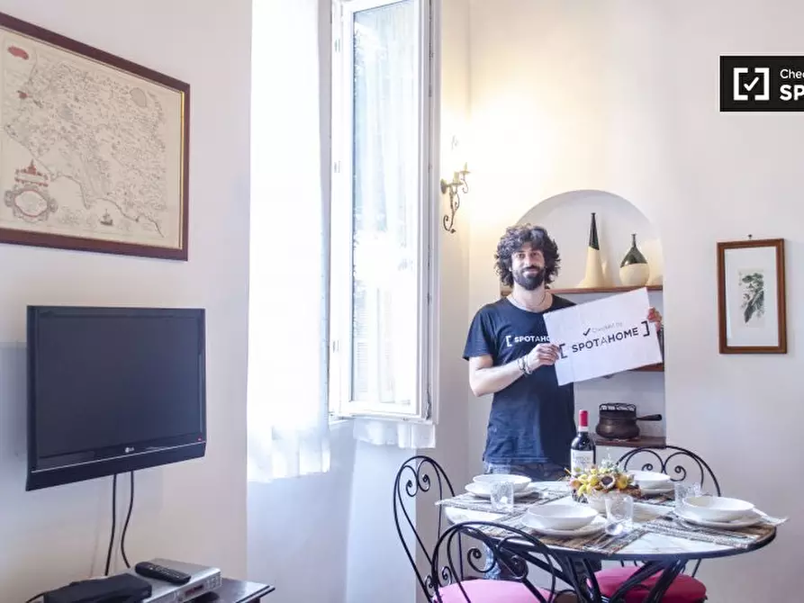 Immagine 5 di Appartamento in affitto  in Vicolo del Leopardo, 00153 Roma RM, Italy a Roma