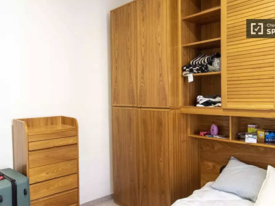 Immagine 3 di Camera condivisa in affitto  in Via Principe Eugenio a Roma