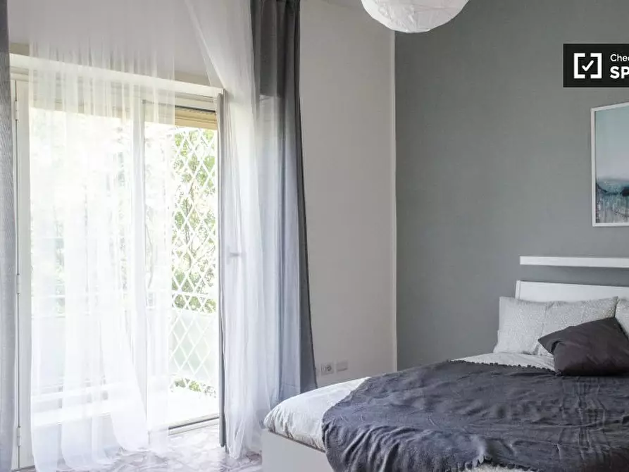 Immagine 4 di Camera condivisa in affitto  in Via Corrado Segre, 00146 Roma RM, Italy a Roma