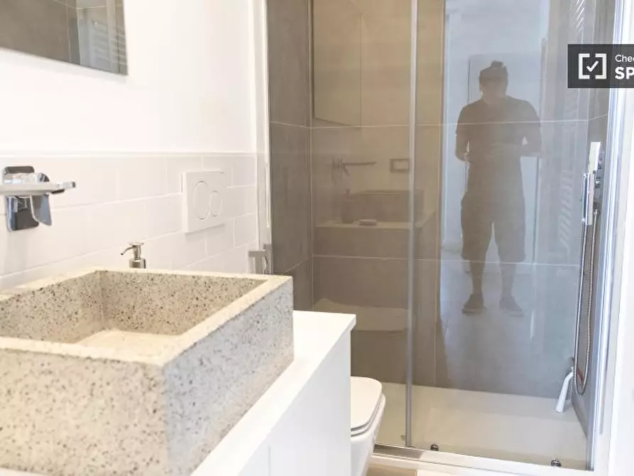 Immagine 3 di Appartamento in affitto  in Via Pietro Maffi a Roma