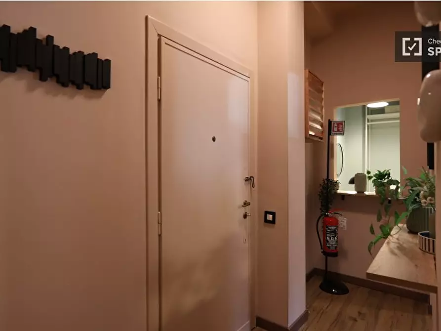 Immagine 8 di Ufficio in affitto  in Via Sebino a Milano