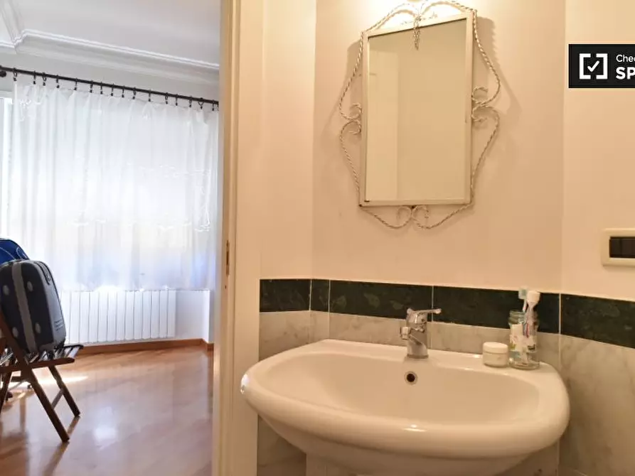 Immagine 19 di Appartamento in affitto  in Via Antonio Vivaldi, 00199 Roma RM, Italy a Roma