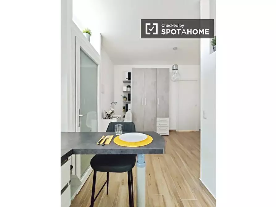 Immagine 10 di Ufficio in affitto  in Via Gaudenzio Ferrari a Milano