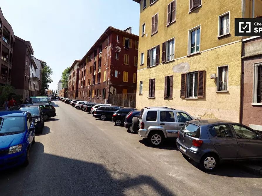 Immagine 18 di Camera condivisa in affitto  in Via Giacinto Bruzzesi a Milano