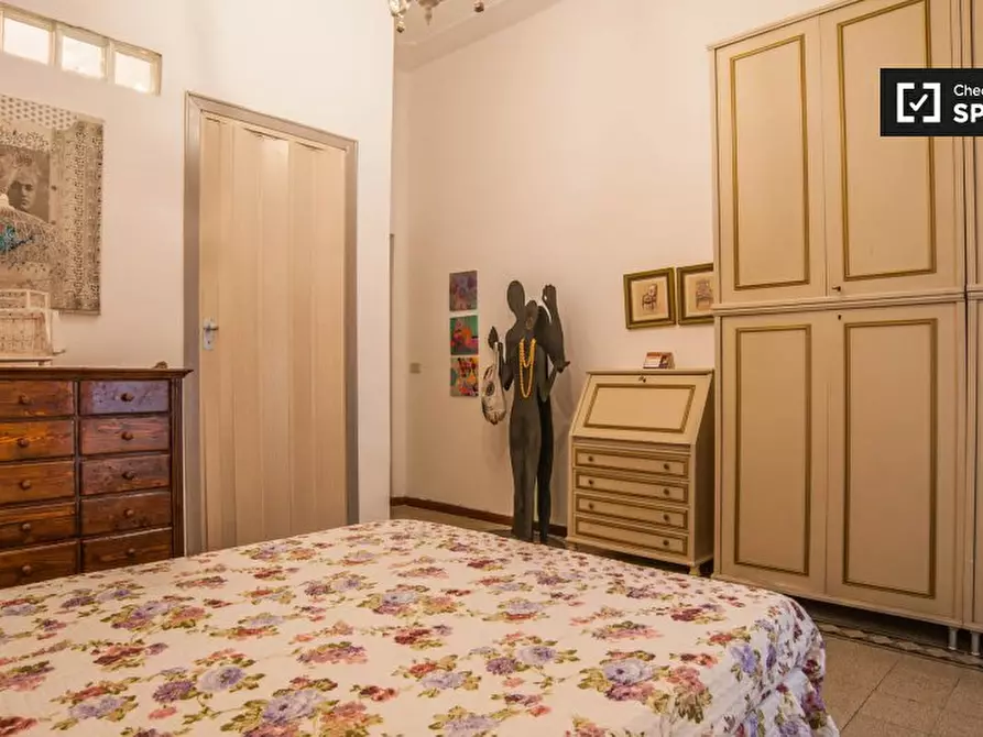 Immagine 3 di Camera condivisa in affitto  in Piazza Melozzo da Forlì, 00196 Roma RM, Italy a Roma