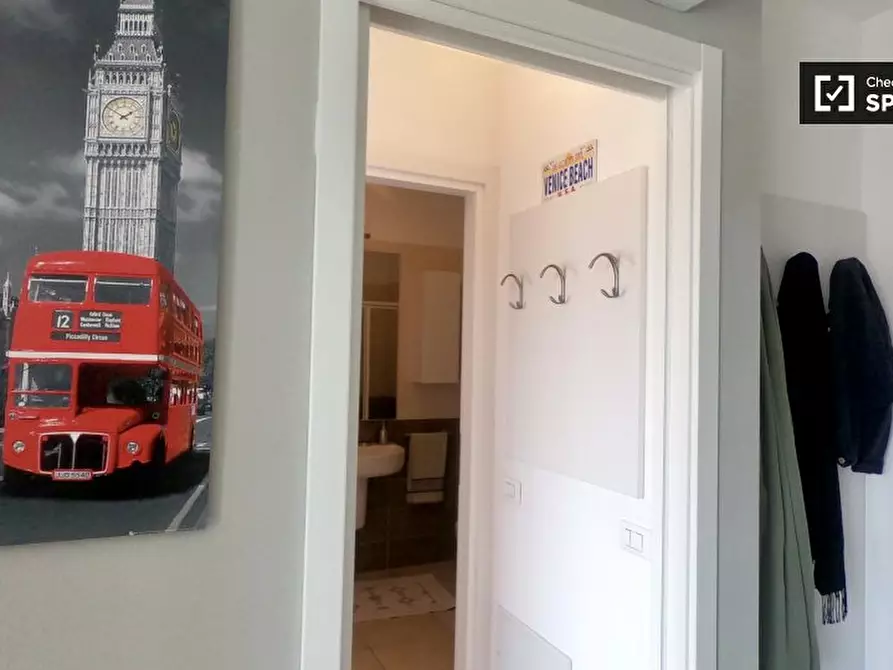 Immagine 18 di Appartamento in affitto  in Via Varesina, 20156 Milano MI, Italy a Milano