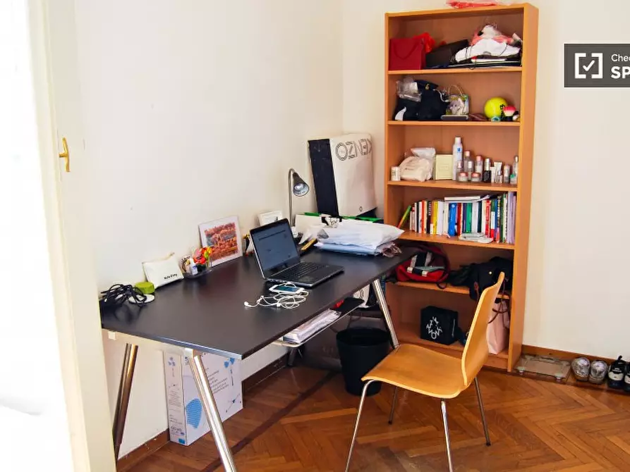 Immagine 2 di Camera condivisa in affitto  in via Macchi a Milano