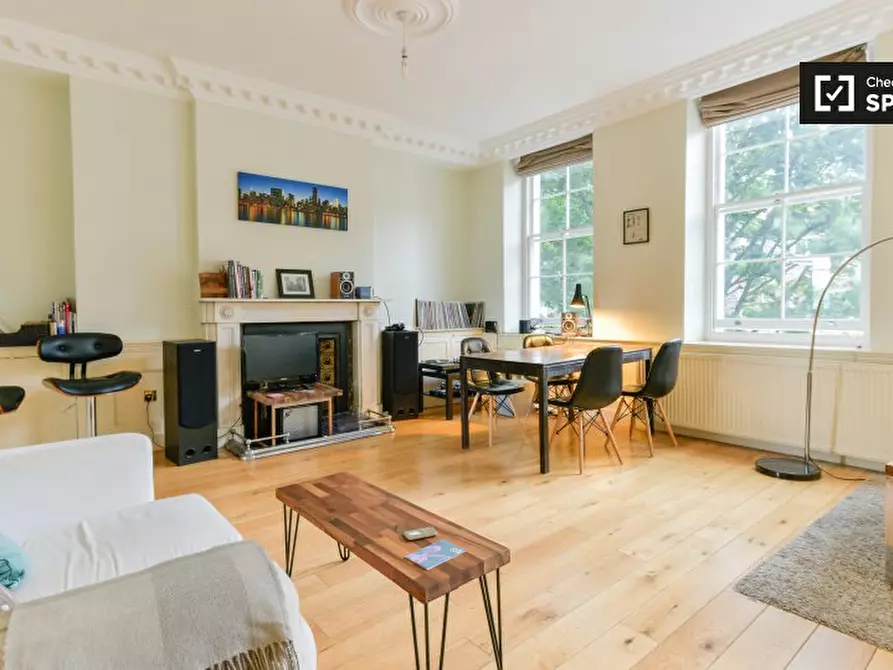 Immagine 4 di Camera condivisa in affitto  in Cross St, Islington, London N1 2BG, UK a Islington