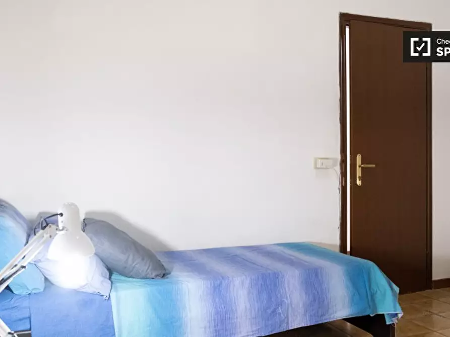 Immagine 7 di Camera condivisa in affitto  in Via Prenestina, 00176 Roma RM, Italy a Roma