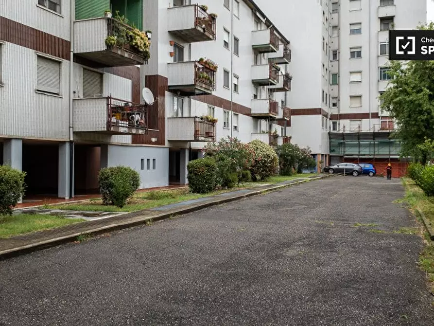 Immagine 19 di Camera condivisa in affitto  in Via Lucca, 20152 Milano MI, Italy a Milano