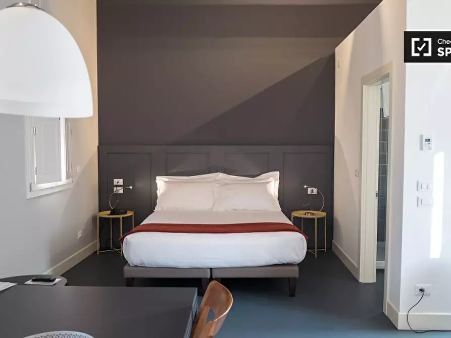 Immagine 9 di Ufficio in affitto  in Via Irnerio a Bologna