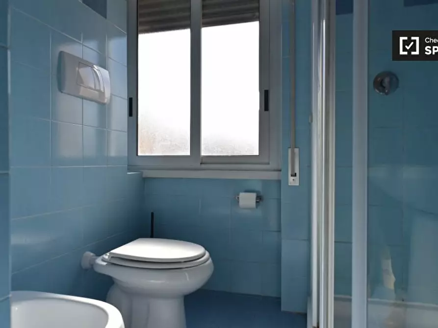 Immagine 14 di Camera condivisa in affitto  in Viale Opita Oppio, 00174 Roma RM, Italy a Roma