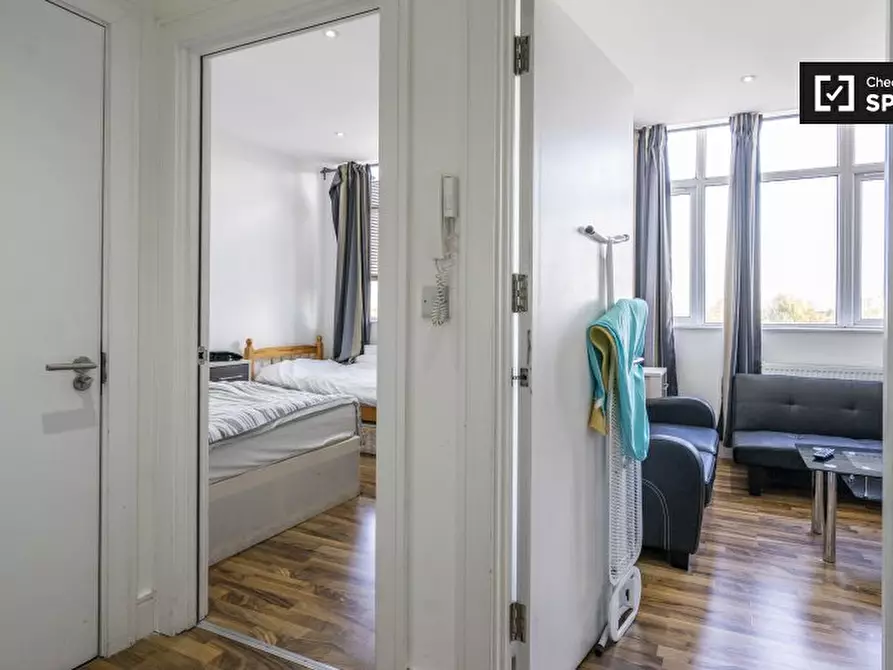 Immagine 8 di Appartamento in affitto  in St James's Rd a Camberwell