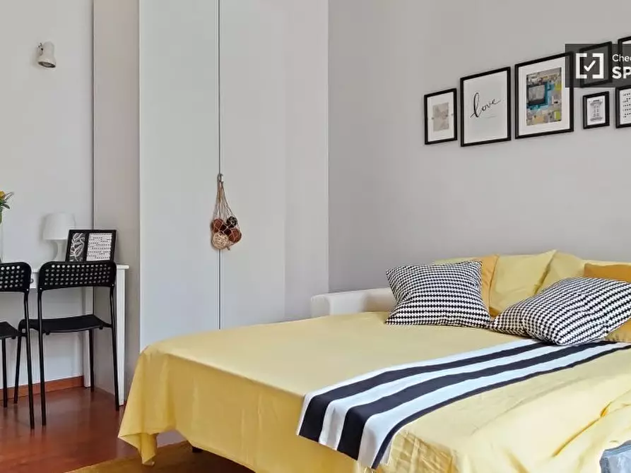 Immagine 4 di Ufficio in affitto  in Viale S. Gimignano a Milano