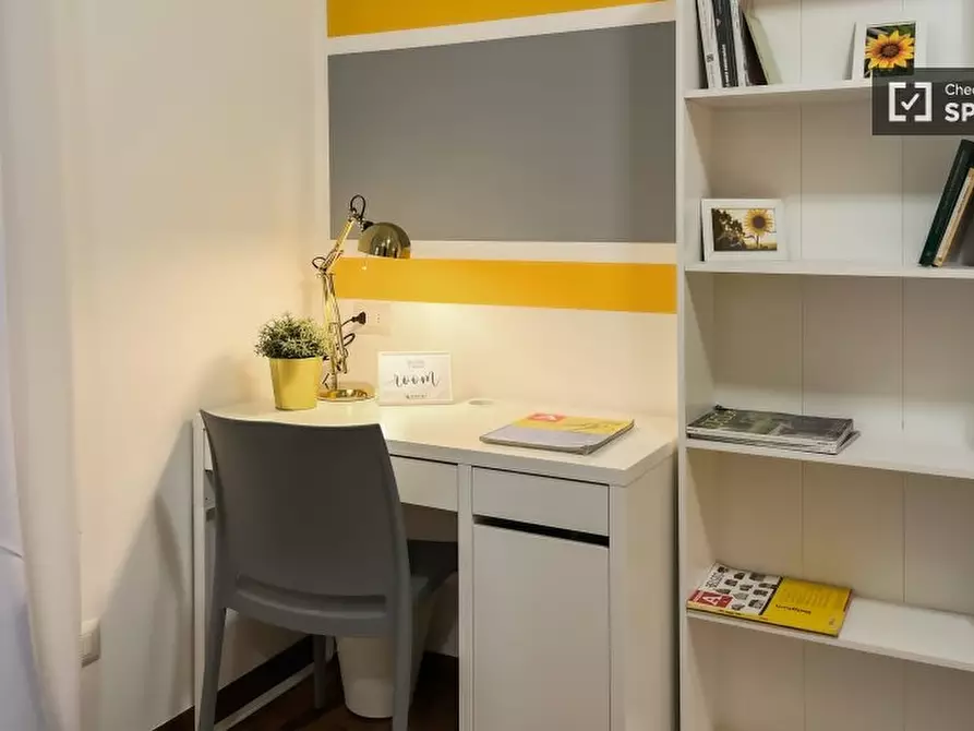 Immagine 2 di Camera condivisa in affitto  in Corso di Porta Ticinese a Milano