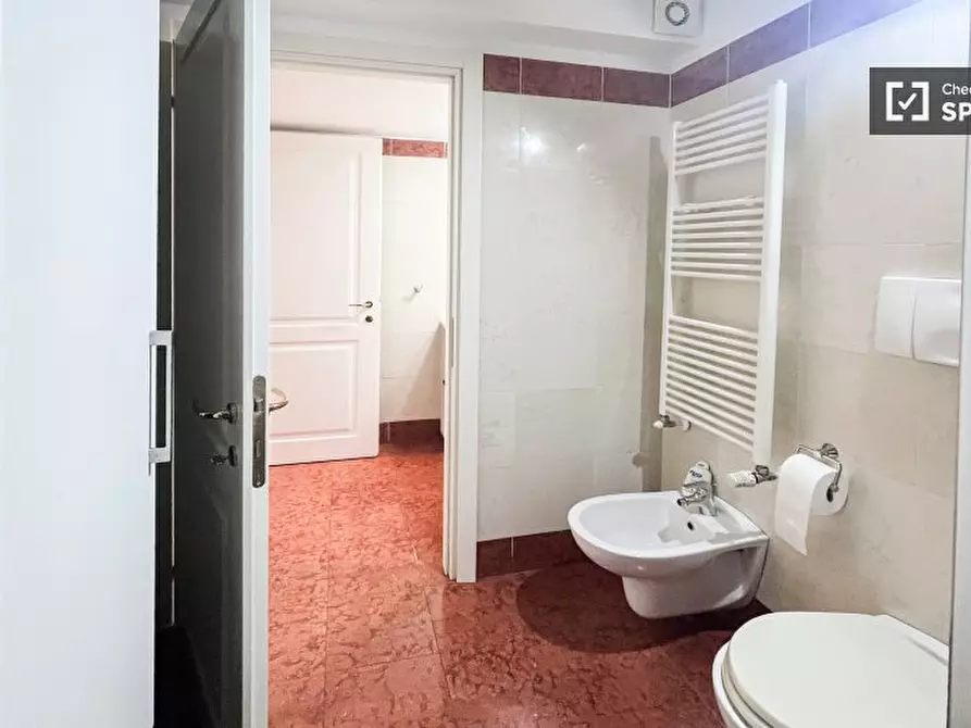 Immagine 13 di Appartamento in affitto  in Via Valsugana a Milano