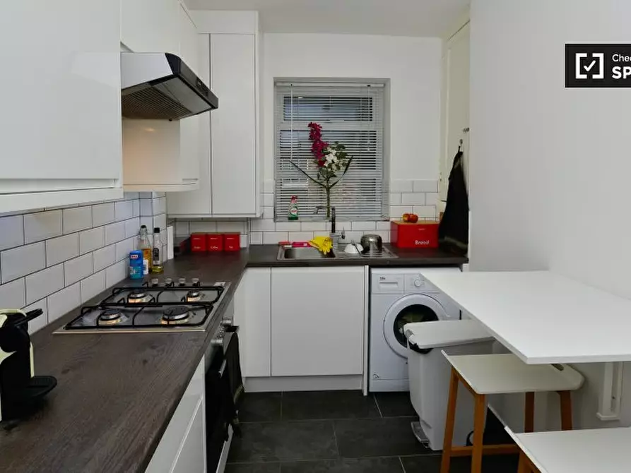 Immagine 8 di Camera condivisa in affitto  in Myrdle Court, Myrdle Street a Poplar