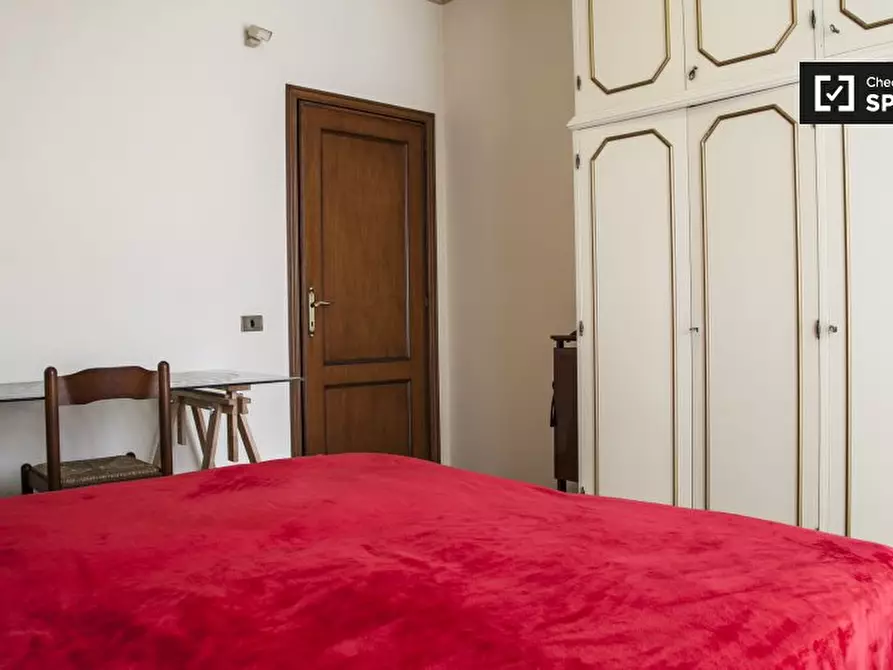 Immagine 2 di Camera condivisa in affitto  in Via Santa Domenica Talao a Roma