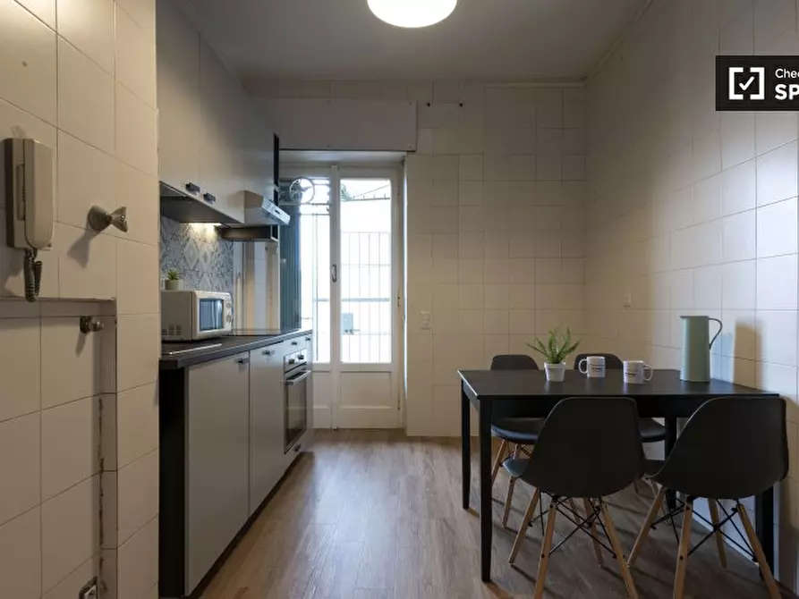 Immagine 13 di Camera condivisa in affitto  in Viale Beatrice d'Este a Milano