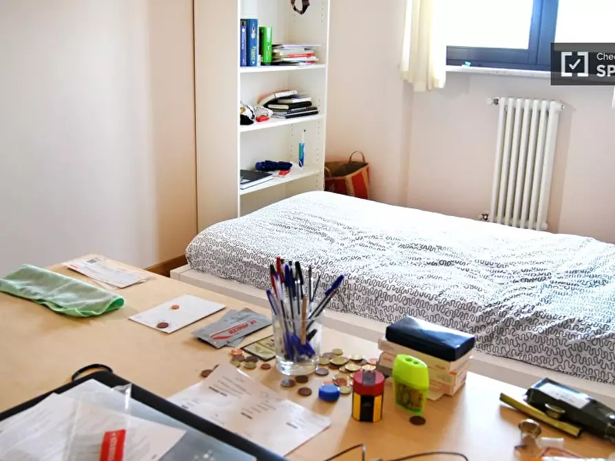 Immagine 2 di Camera condivisa in affitto  in Via Luigi Ornato a Milano