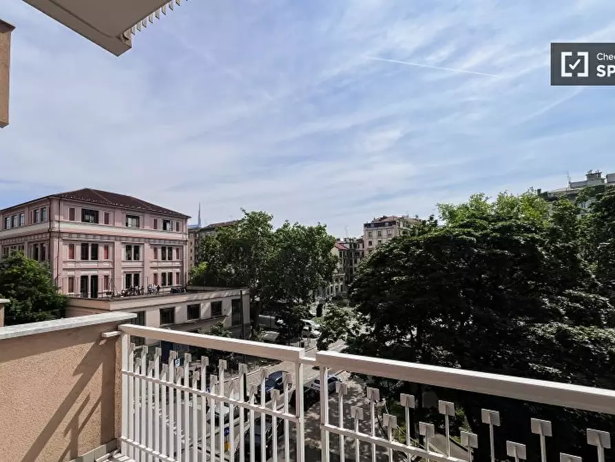 Immagine 10 di Appartamento in affitto  in Piazzale Biancamano a Milano