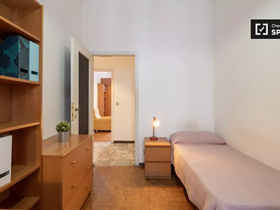 Immagine 19 di Camera condivisa in affitto  in Viale Bligny a Milano